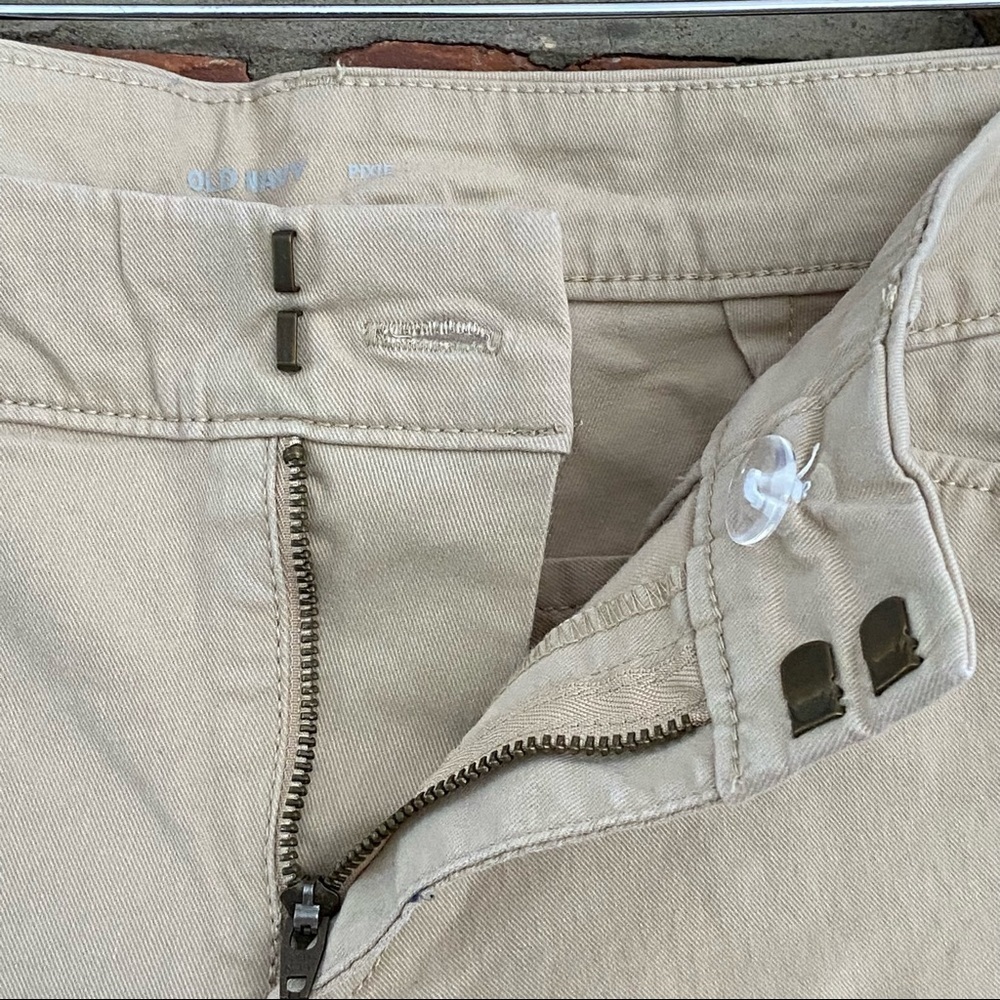 Old Navy Women's Pants - Picture 9 of 15